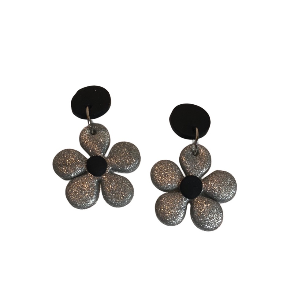 Retro flower sparkle silver and black clay earrings